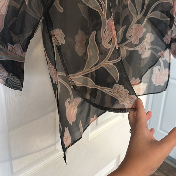 Oversized sheer button up - Picture 4 of 4